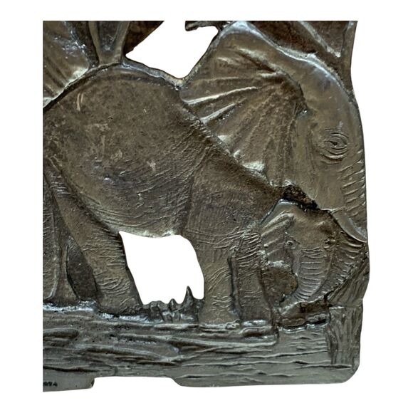 Vintage METZKE Pewter Bookends African Elephants 3-Dimensional Metal Patina - Picture 10 of 16